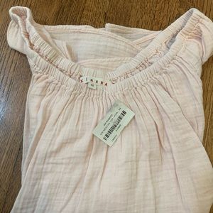 Light pink off the shoulder top -NWT